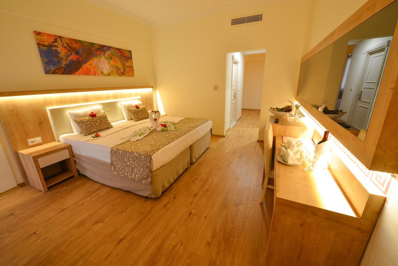 Cesars Side-Ultra All Inclusive Exterior foto